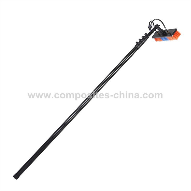 Palo per la pulizia del pannello solare