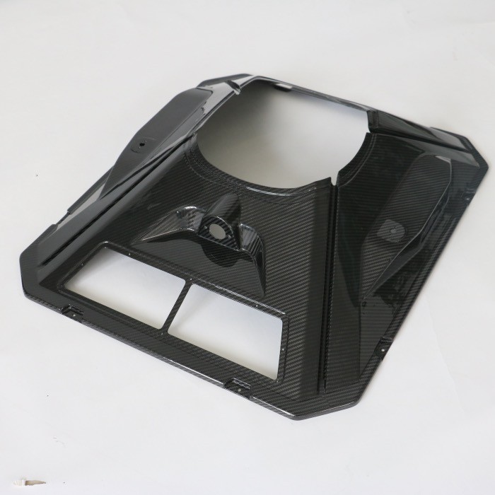 Personalizza le parti in fibra di carbonio