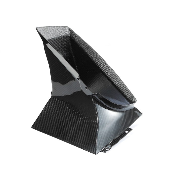 Herstellung Von BMW Kohlefaserteilen